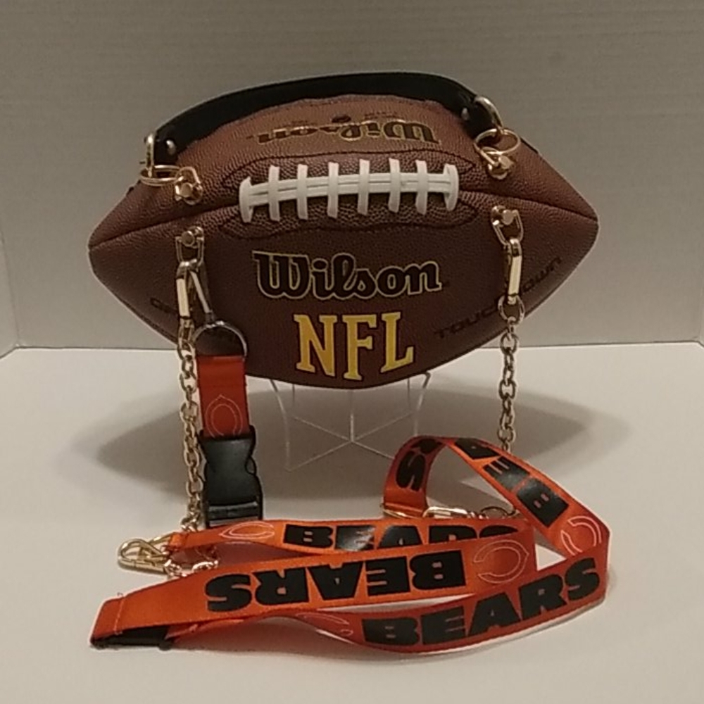 HANDMADE Football Purse (GO BEARS) 🏈 - Picture 4 of 17